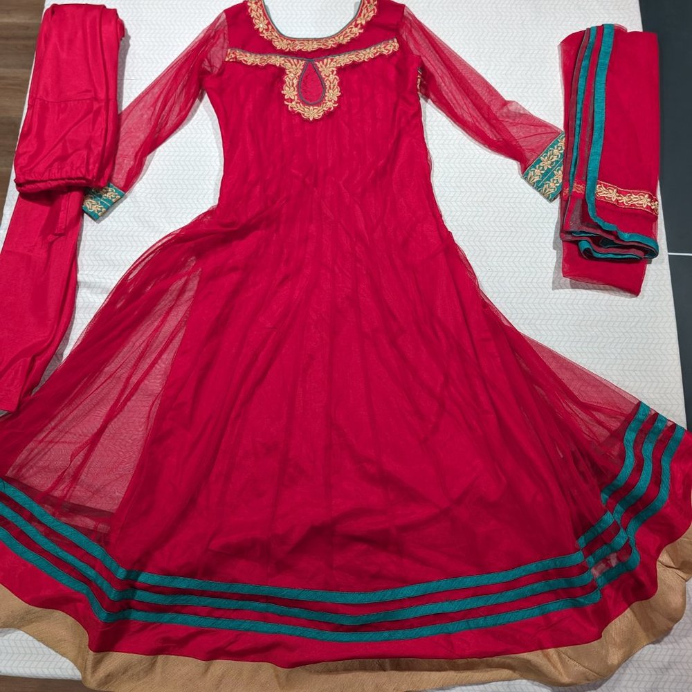 Pakistani Indian Shalwar Kameez Pink Green Gold Beautiful